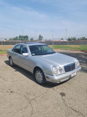Gray 1999 Mercedes-Benz E-Class E300 Turbodiesel