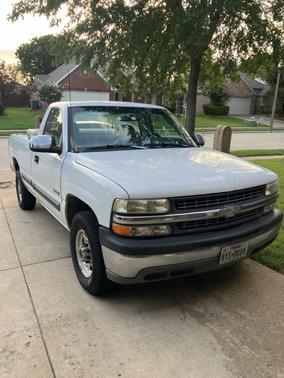 2000 Chevrolet Silverado 2500 LS