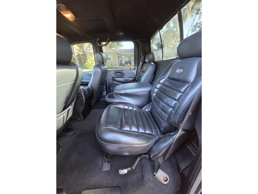 Black 2001 Ford F-150 Harley-Davidson Crew Cab