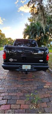 Black 2001 Ford F-150 Harley-Davidson Crew Cab