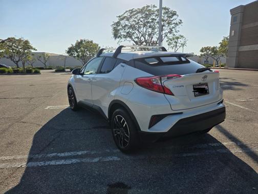 2019 Toyota C-HR XLE