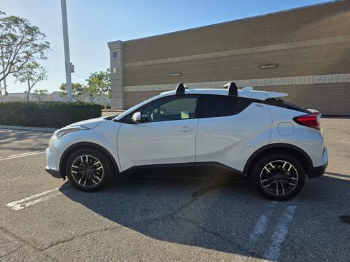 2019 Toyota C-HR XLE