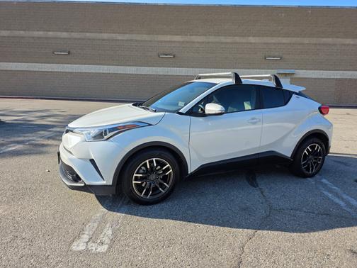 2019 Toyota C-HR XLE