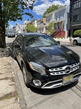 Black 2018 Mercedes-Benz GLA 250 4MATIC
