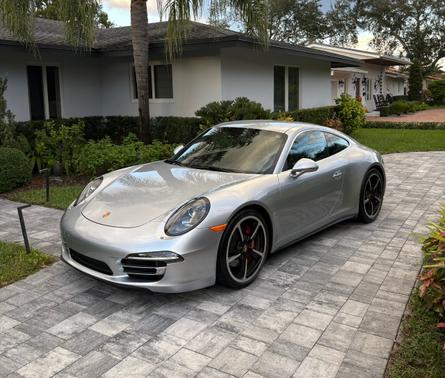 2015 Porsche 911 911 Carrera 4S