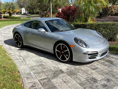 2015 Porsche 911 911 Carrera 4S