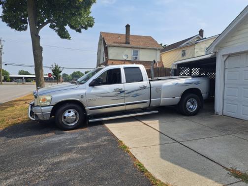 2006 Dodge Ram 3500 Sport Quad Cab DRW