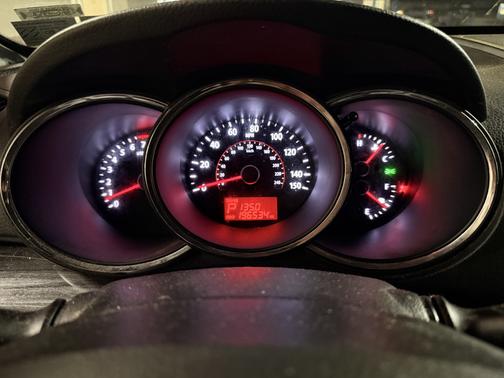Black 2013 Kia Sorento EX