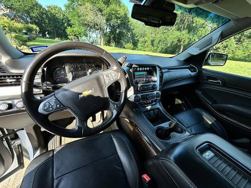 2016 Chevrolet Suburban LT
