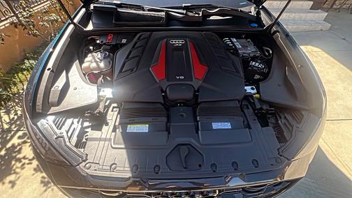 Blue 2021 Audi RS Q8 4.0T