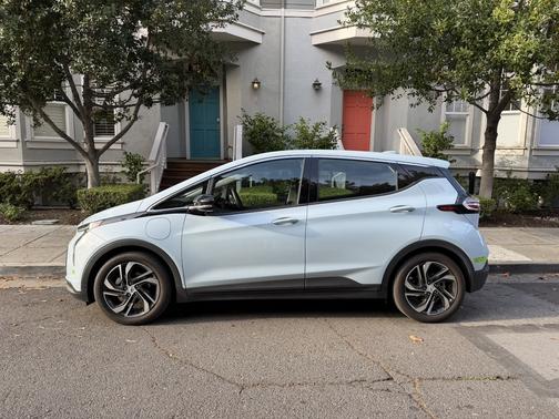2023 Chevrolet Bolt EV 2LT