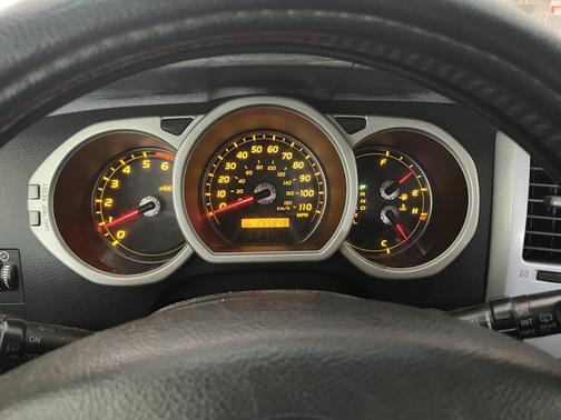 Gold 2004 Toyota 4Runner Limited