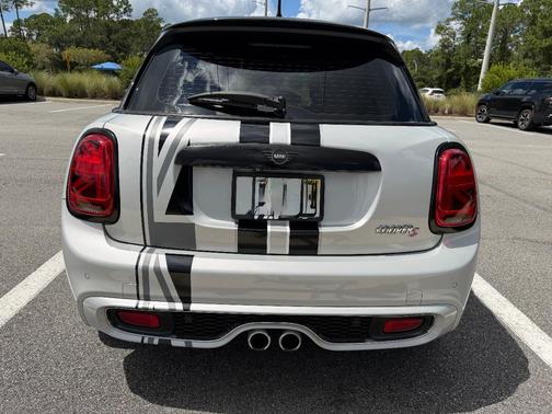White 2019 MINI Hardtop Cooper S