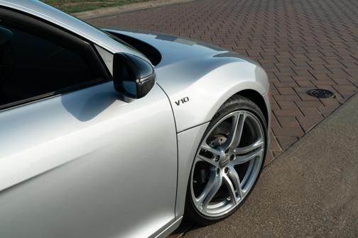 2010 Audi R8 5.2 quattro