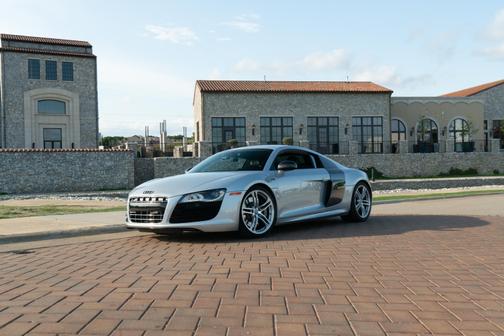 2010 Audi R8 5.2 quattro
