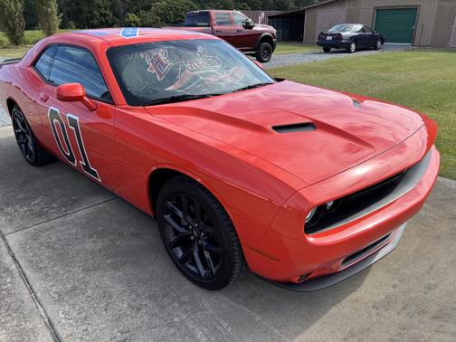 2023 Dodge Challenger SXT