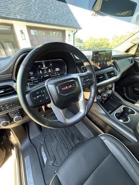 Blue 2024 GMC Yukon SLT