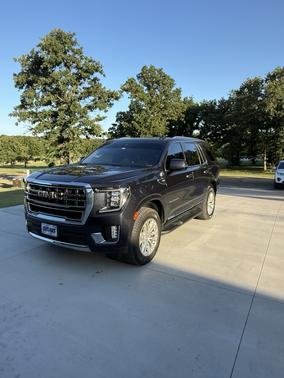 Blue 2024 GMC Yukon SLT