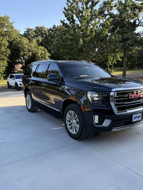 Blue 2024 GMC Yukon SLT