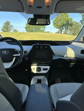 2017 Toyota Prius Four
