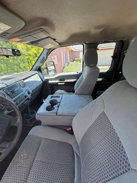 White 2013 Ford F-250 XLT