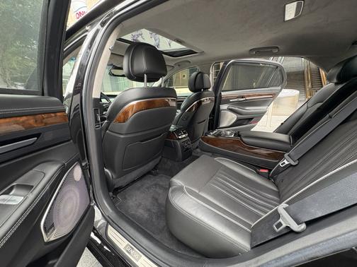Black 2018 Genesis G90 3.3T Premium