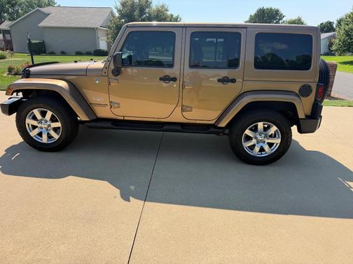 Brown 2015 Jeep Wrangler Unlimited Sahara