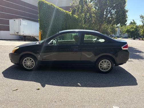 Black 2008 Ford Focus S