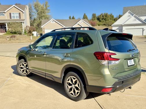 2020 Subaru Forester Premium