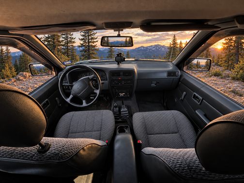 Green 1997 Nissan Pickup Truck XE