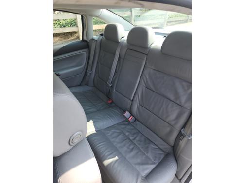 2003 Volkswagen Passat GLX V6