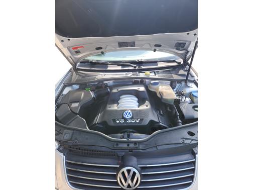 2003 Volkswagen Passat GLX V6