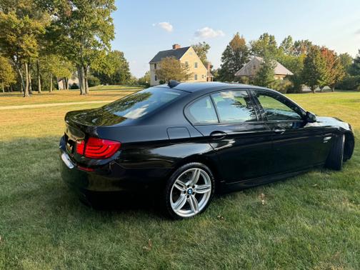 2011 BMW 550 i xDrive
