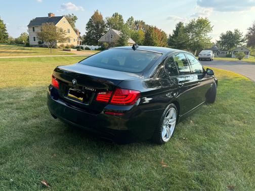 2011 BMW 550 i xDrive