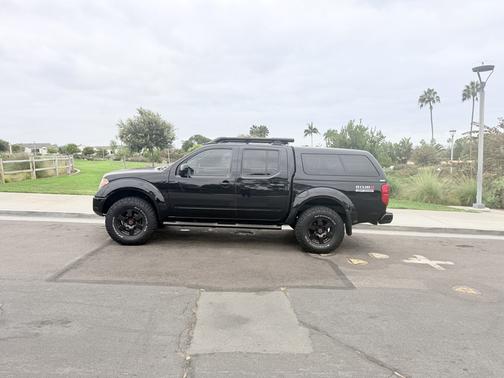 Black 2008 Nissan Frontier NISMO Off Road