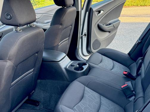 2018 Chevrolet Volt LT
