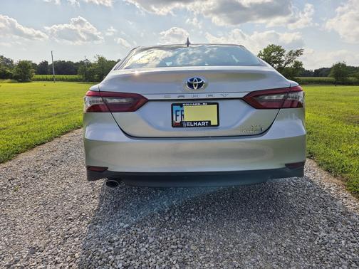 2021 Toyota Camry Hybrid XLE