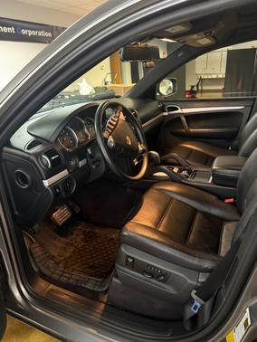 2010 Porsche Cayenne Cayenne