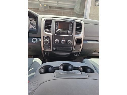 2015 RAM 1500 SLT