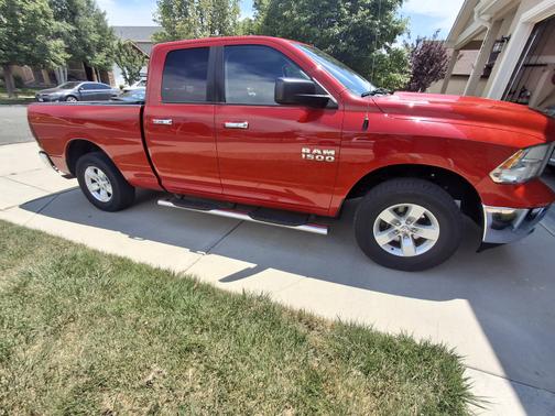 2015 RAM 1500 SLT