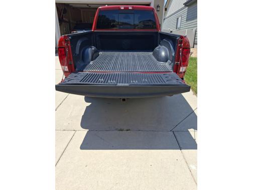 2015 RAM 1500 SLT
