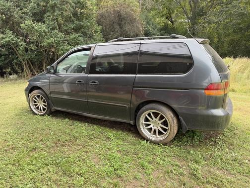 Gray 2004 Honda Odyssey EX-L