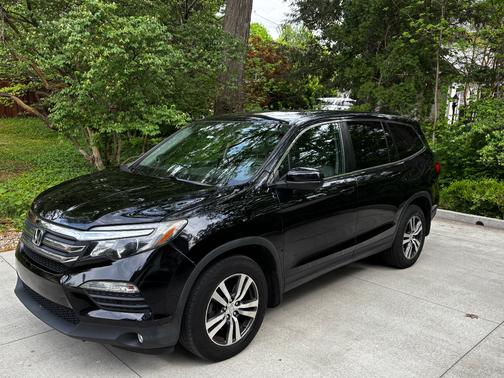 Black 2016 Honda Pilot EX-L
