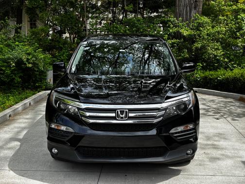 Black 2016 Honda Pilot EX-L