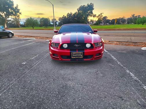 2014 Ford Mustang GT Premium