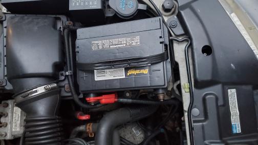 Photo 2 of 19 of 2000 Chevrolet Cavalier Base