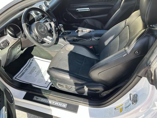 2021 Ford Mustang EcoBoost Premium