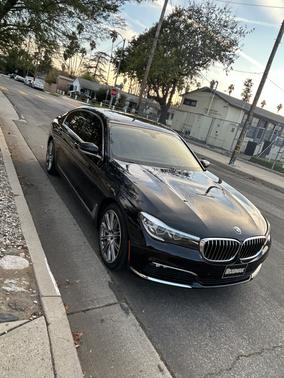 2016 BMW 740 i