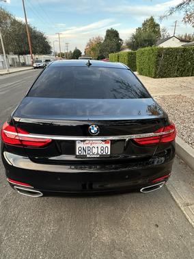 2016 BMW 740 i