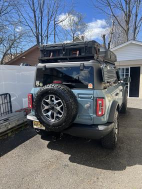 Blue 2023 Ford Bronco Badlands Advanced